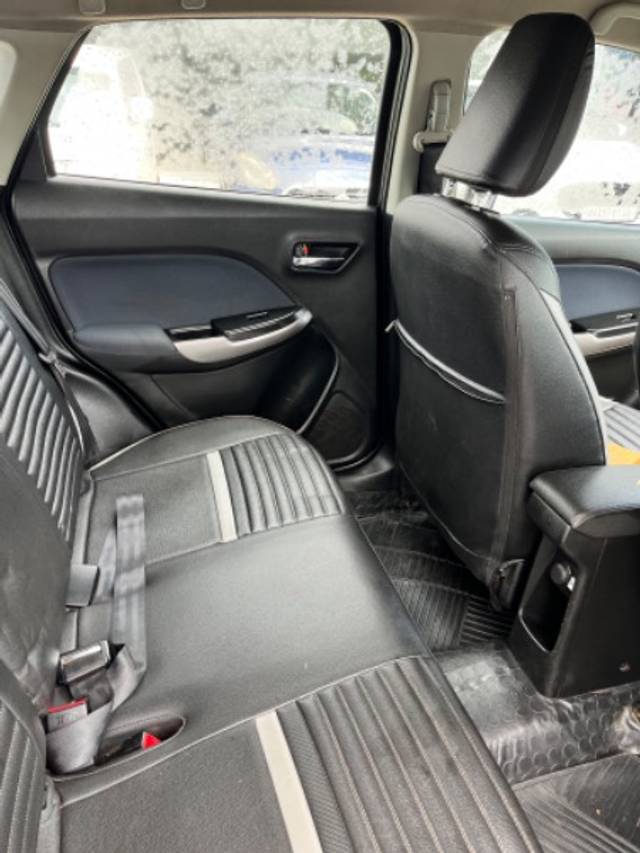 https://images10.gaadi.com/usedgaadi-sellcar/UsedCar/g5bf7534a/c0674ff4-83d0-43da-a8b1-f2fc1625b972.jpeg?imwidth=6402