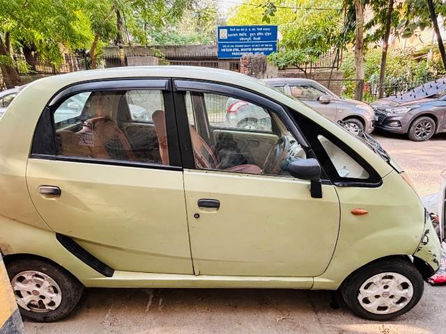 https://images10.gaadi.com/usedgaadi-sellcar/UsedCar/g5c09ddca/7b18f5b7-382b-4205-983b-1e7af027388e.jpeg?imwidth=6402