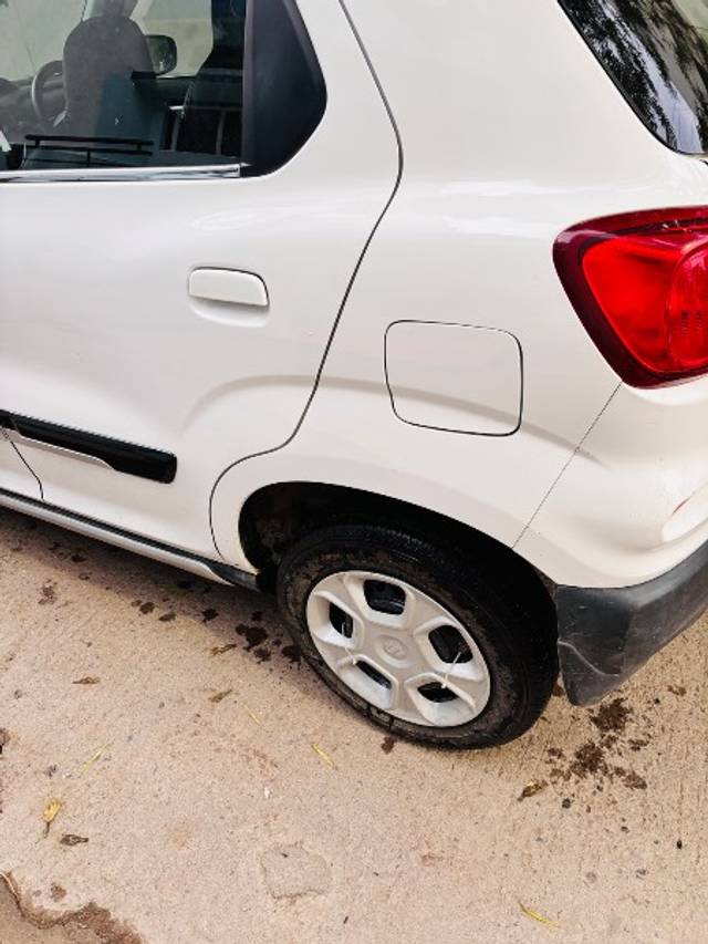 https://images10.gaadi.com/usedgaadi-sellcar/UsedCar/g5c2c325a/ea3b0df5-6592-4630-b07b-f4e6c833689e.jpeg?imwidth=6402