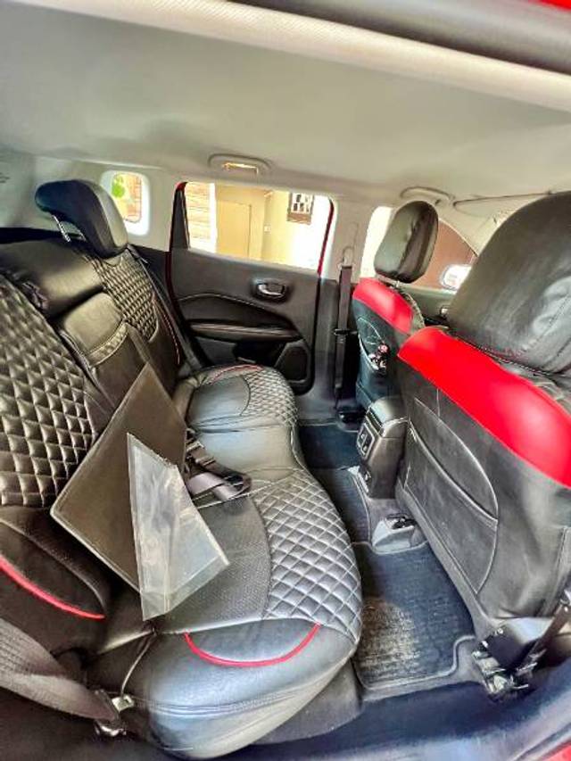 https://images10.gaadi.com/usedgaadi-sellcar/UsedCar/g5c31adba/8242ad9c-c1b5-4807-9690-6055b0d31eab.jpeg?imwidth=6402