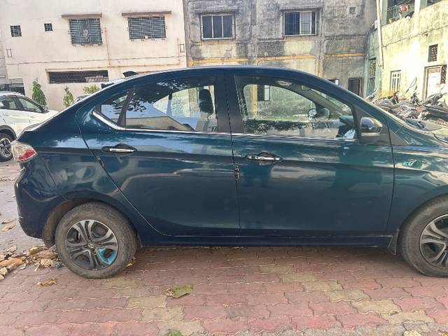 https://images10.gaadi.com/usedgaadi-sellcar/UsedCar/g5c31cb9a/95a0d27a-b204-48de-8f30-1076e836589e.jpeg?imwidth=6401