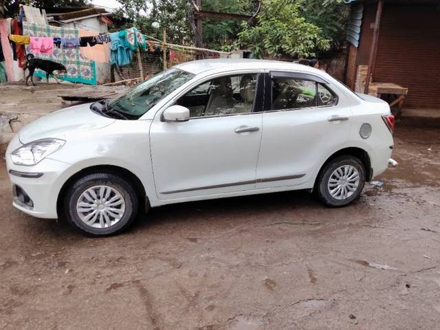 https://images10.gaadi.com/usedgaadi-sellcar/UsedCar/g5c46ef0a/144ab21c-2678-4901-adbf-2187f8141015.jpg?imwidth=6400