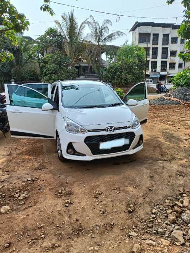 https://images10.gaadi.com/usedgaadi-sellcar/UsedCar/g5c62b9fa/f860108a-cca6-4881-a746-72200887fd6f.jpg?imwidth=6400
