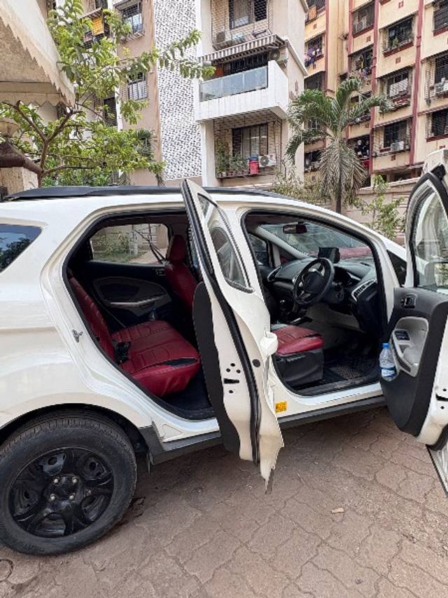 https://images10.gaadi.com/usedgaadi-sellcar/UsedCar/g5c87245a/94149bcb-ec59-4f48-9193-5b8adaa7af09.jpeg?imwidth=6402
