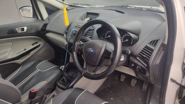 https://images10.gaadi.com/usedgaadi-sellcar/UsedCar/g5cab965a/aa37e54b-26cc-400c-88c7-af3ae3e92f4b.jpg?imwidth=6402