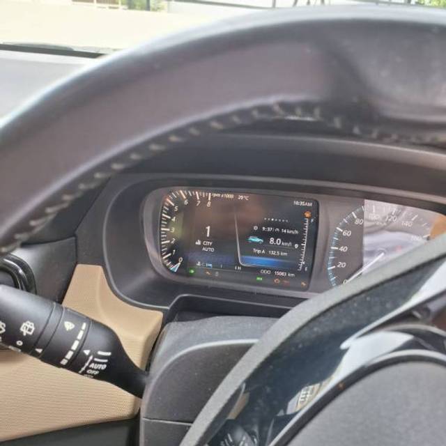 https://images10.gaadi.com/usedgaadi-sellcar/UsedCar/g5cabe90a/9ab18663-c9b1-46ed-af90-9ed57de20aaa.jpg?imwidth=6402