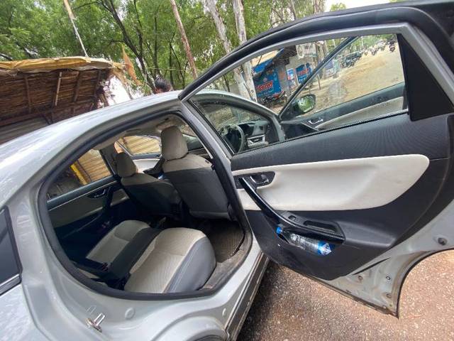 https://images10.gaadi.com/usedgaadi-sellcar/UsedCar/g5cc5359a/e6cd30ca-6bd9-4211-be79-984670dbc2a9.jpg?imwidth=6402
