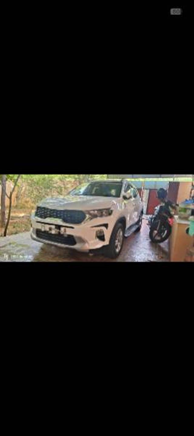 https://images10.gaadi.com/usedgaadi-sellcar/UsedCar/g5cf6107a/06b8d178-f6c8-42d1-8e0b-52931a06c110.jpg?imwidth=6400