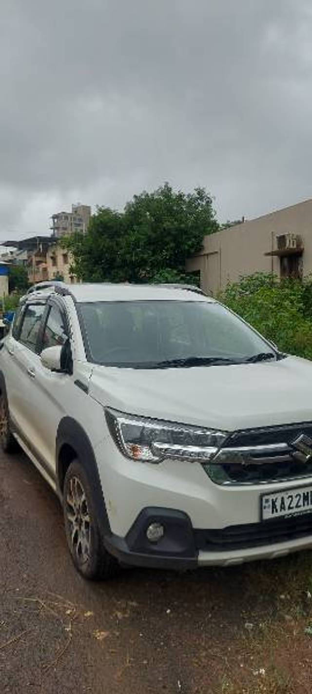 https://images10.gaadi.com/usedgaadi-sellcar/UsedCar/g5d1f1d7a/8c11202d-883d-4555-8bbe-f3ca95315b31.jpg?imwidth=6400