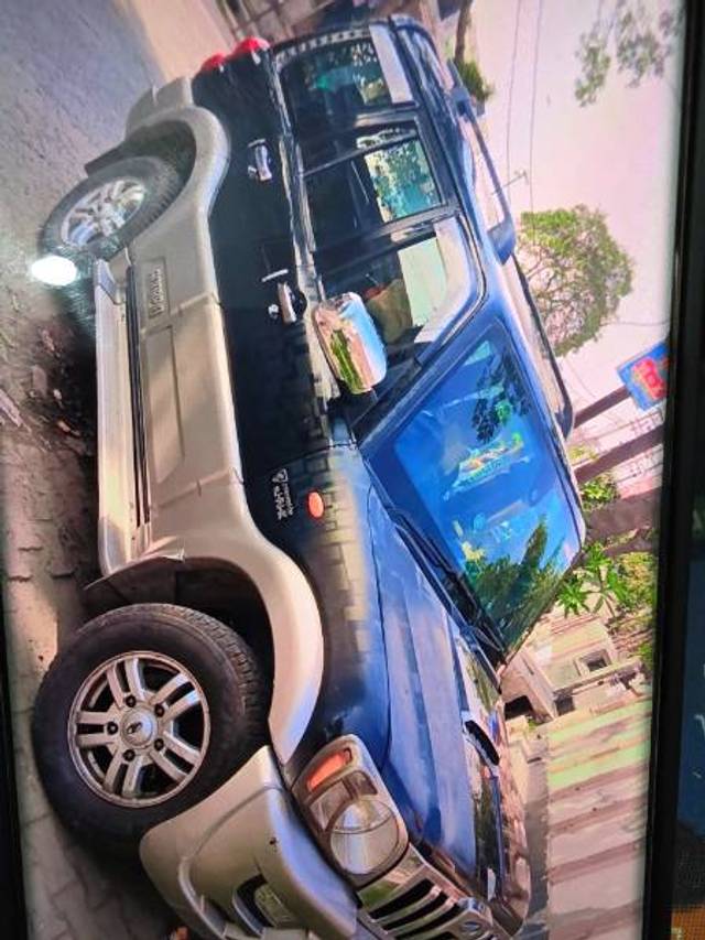 https://images10.gaadi.com/usedgaadi-sellcar/UsedCar/g5d3d72ca/b4c99322-3f47-463b-baaa-4c418a67a43a.jpg?imwidth=6402