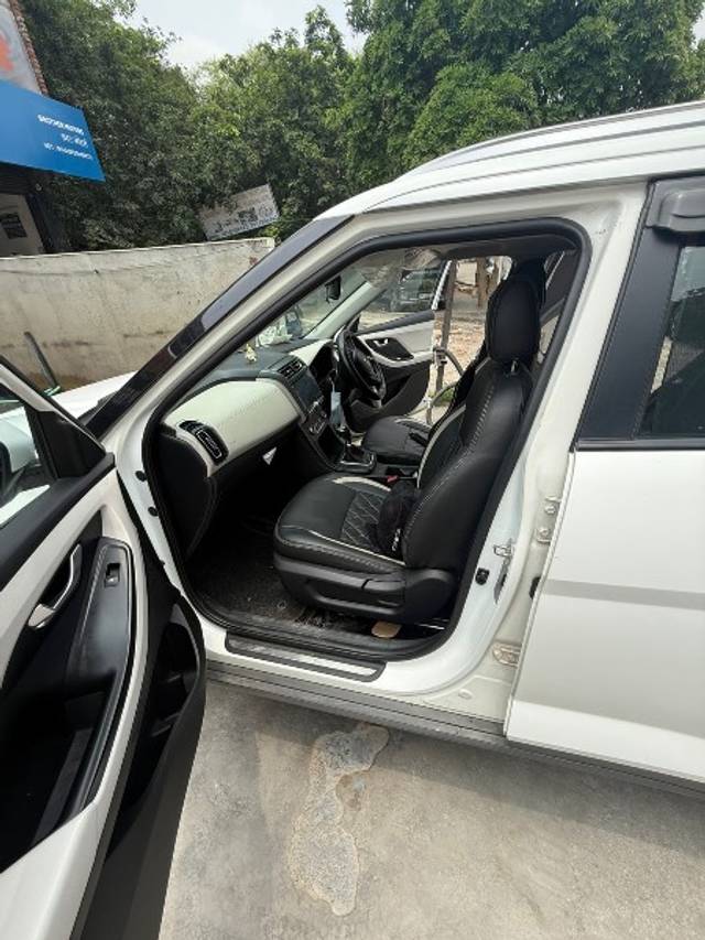 https://images10.gaadi.com/usedgaadi-sellcar/UsedCar/g5da0760a/630b3812-04eb-4ebf-b659-e3acc35160eb.jpeg?imwidth=6400