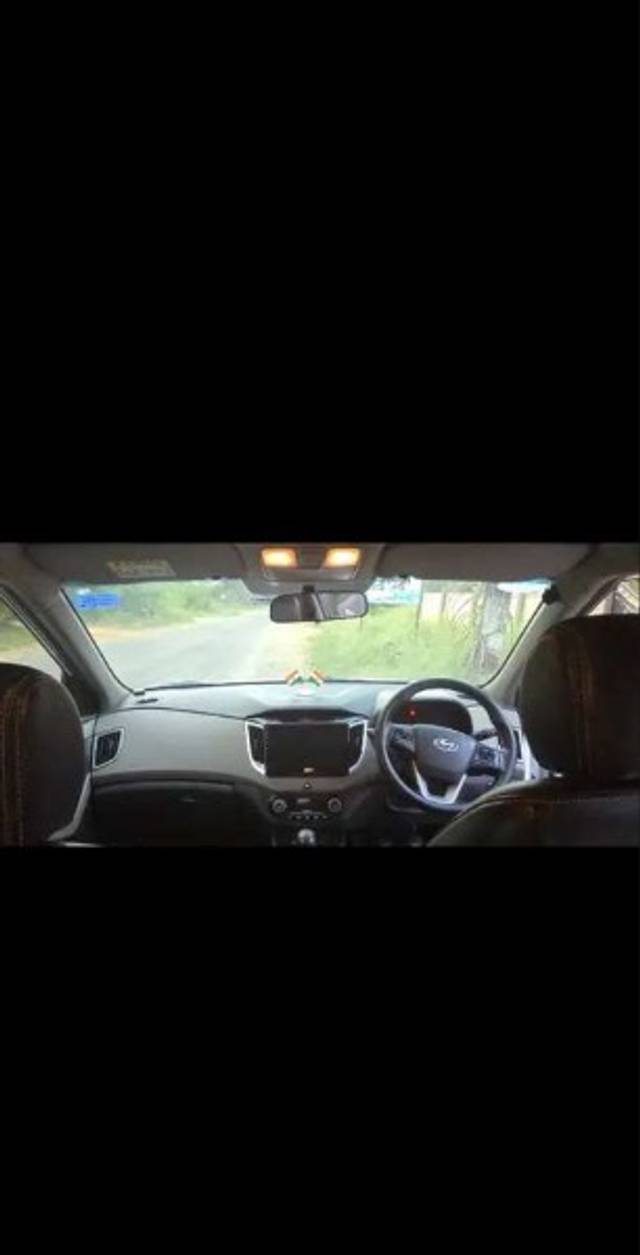 https://images10.gaadi.com/usedgaadi-sellcar/UsedCar/g5dd6e1da/8c446e38-3a28-43c2-8183-030f6210adb2.jpeg?imwidth=6402