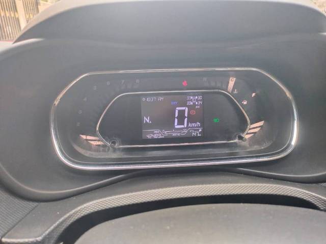 https://images10.gaadi.com/usedgaadi-sellcar/UsedCar/g5dfa089a/f122b2ce-19a3-4f8f-9702-6e46b391fce5.jpg?imwidth=6401