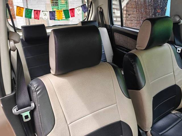 https://images10.gaadi.com/usedgaadi-sellcar/UsedCar/g5e47885a/4d0178f6-6c39-419d-bd69-9c5f7080ca46.jpg?imwidth=6402