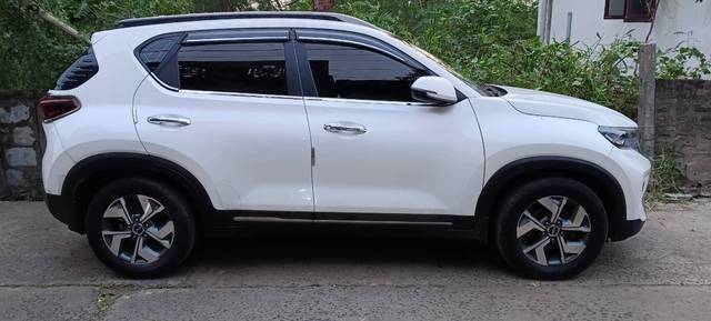 https://images10.gaadi.com/usedgaadi-sellcar/UsedCar/g5e85711a/72a16484-ec02-4292-8202-18dbc851fc1f.jpg?imwidth=6401