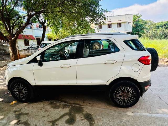 https://images10.gaadi.com/usedgaadi-sellcar/UsedCar/g5e857f0a/14a1b179-5a18-455c-b790-bdf375de716a.jpg?imwidth=6402