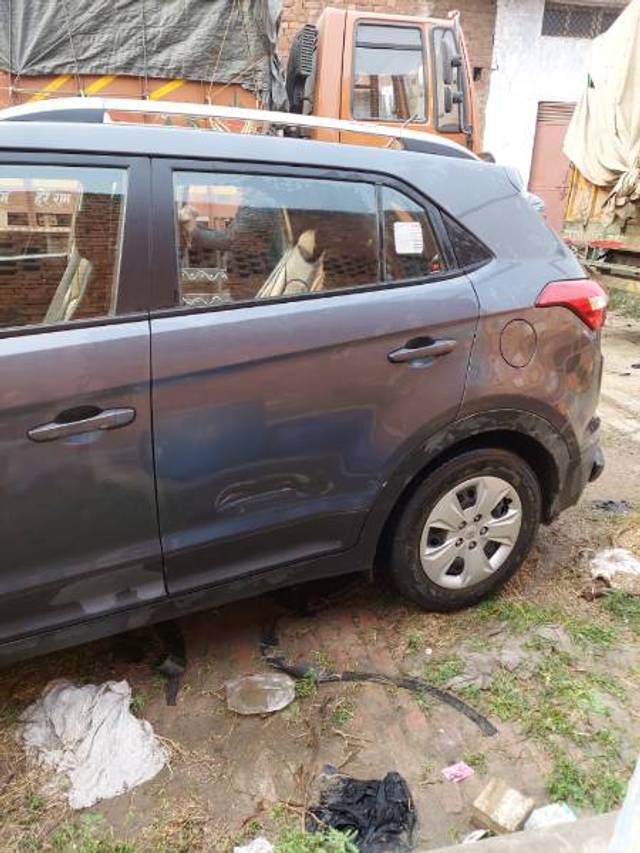 https://images10.gaadi.com/usedgaadi-sellcar/UsedCar/g5e8c736a/281fc396-89b1-4e84-a011-97e0197df4eb.jpg?imwidth=6402
