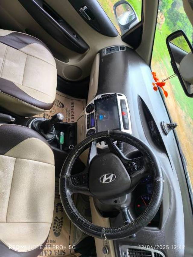 https://images10.gaadi.com/usedgaadi-sellcar/UsedCar/g5ea09aaa/e95ca0ab-fdd2-4860-82b2-252468c1f0d9.jpg?imwidth=6401