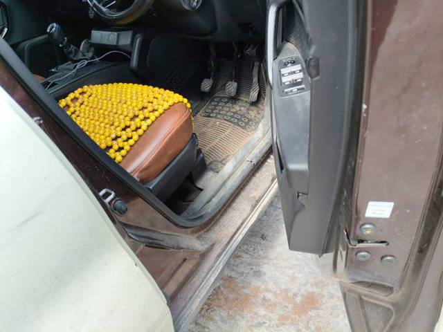https://images10.gaadi.com/usedgaadi-sellcar/UsedCar/g5eb5739a/6f1311d2-d011-4bab-ab7f-5930a23811de.jpg?imwidth=6402