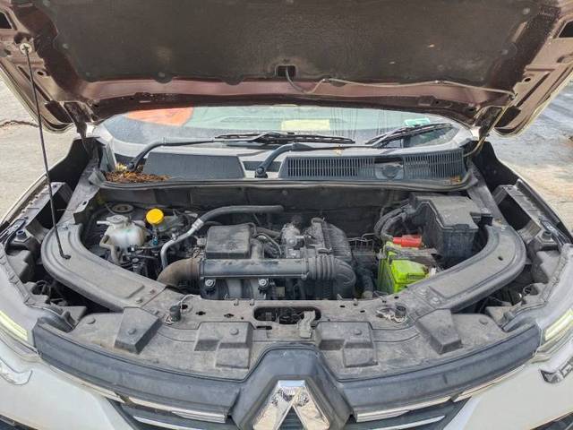 https://images10.gaadi.com/usedgaadi-sellcar/UsedCar/g5eb5739a/812bc5fb-ce4a-497e-a73c-9325615931f6.jpg?imwidth=6401