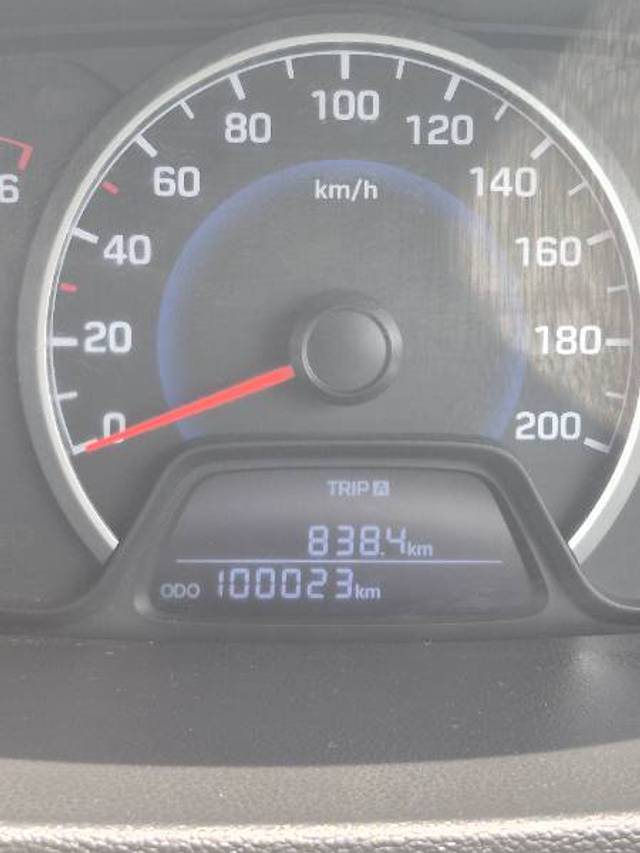 https://images10.gaadi.com/usedgaadi-sellcar/UsedCar/g5ebb1cba/e9b66fa5-acc0-4bdc-803b-53ffbda64e2c.jpg?imwidth=6400