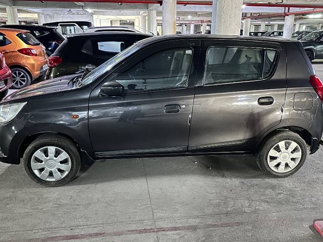 https://images10.gaadi.com/usedgaadi-sellcar/UsedCar/g5ec837aa/dfc8eb43-8b01-4963-bdcc-edbd13a10a64.jpeg?imwidth=6401