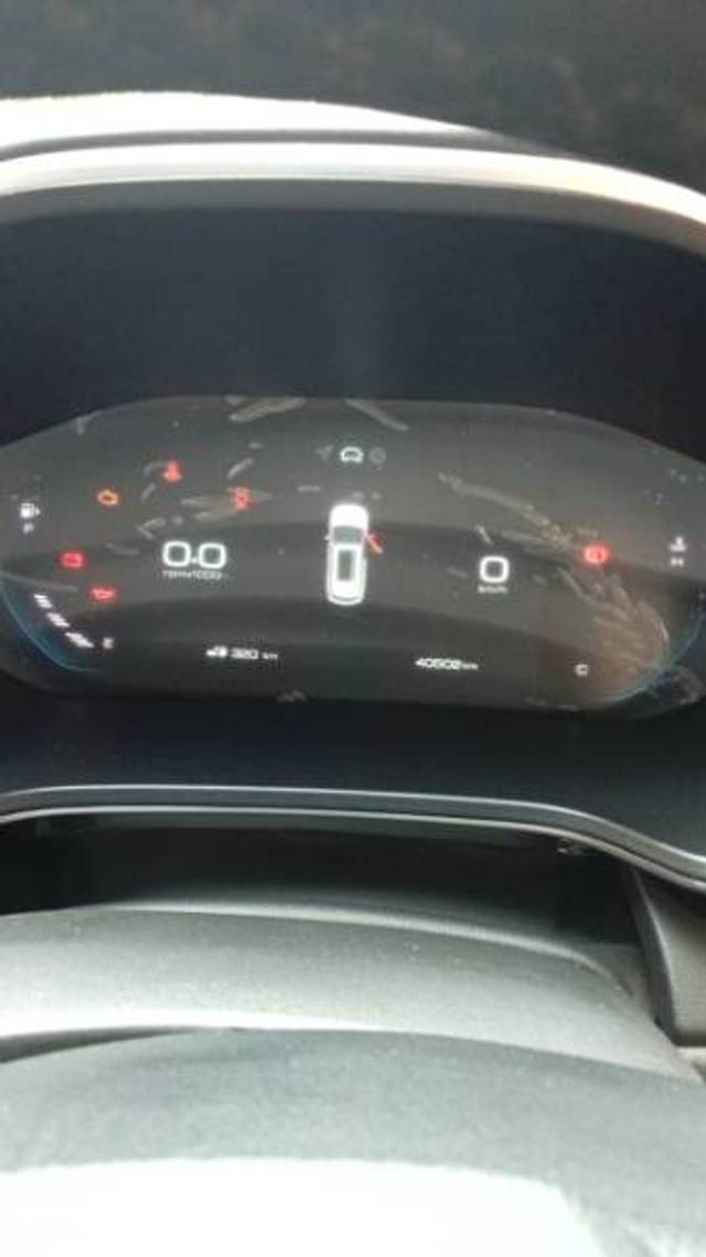 https://images10.gaadi.com/usedgaadi-sellcar/UsedCar/g5ecfbffa/4607ea9b-866a-40ce-9e0d-f675a689eed1.jpg?imwidth=6402