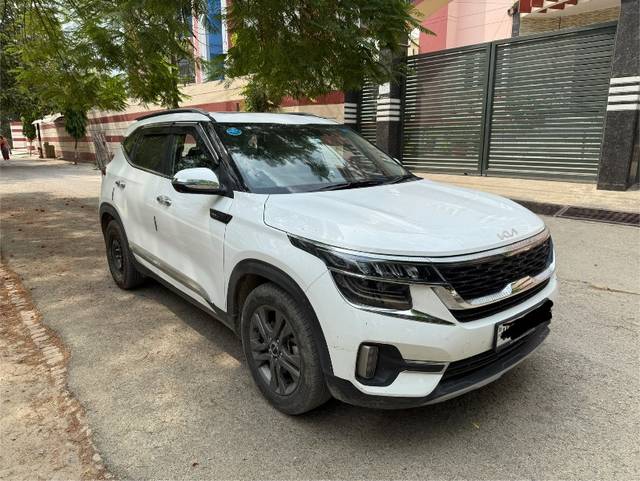 https://images10.gaadi.com/usedgaadi-sellcar/UsedCar/g5ee2e24a/88249323-944b-432b-9427-7ce2aaab999d.jpeg?imwidth=6400