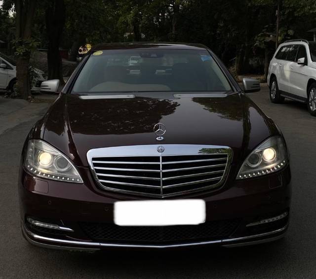 https://images10.gaadi.com/usedgaadi-sellcar/UsedCar/g5f008cea/786d43da-9522-4e7c-8f05-964e5ba743ef.jpeg?imwidth=6401