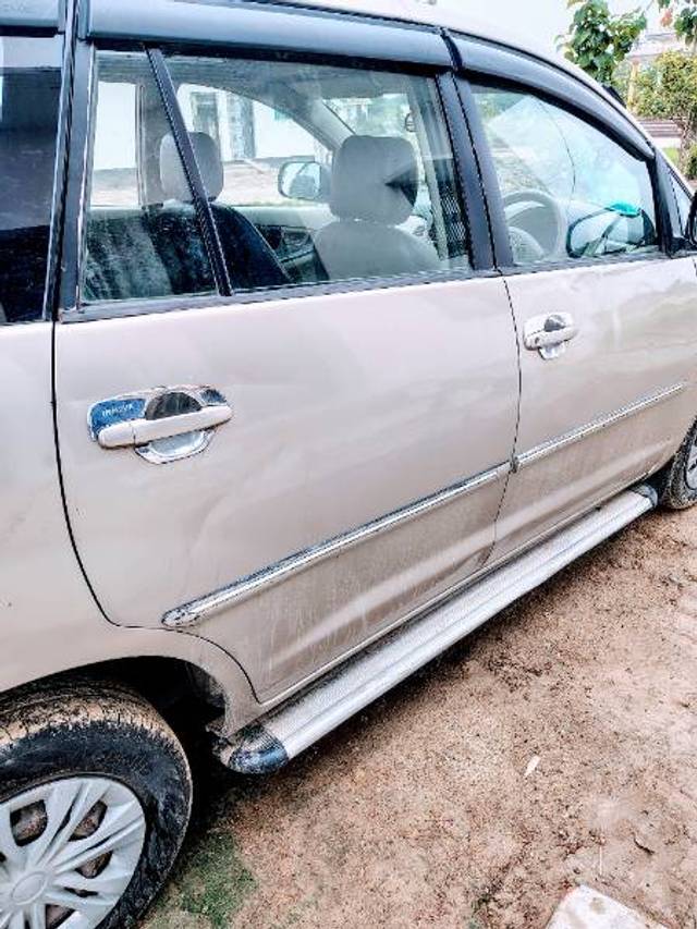 https://images10.gaadi.com/usedgaadi-sellcar/UsedCar/g5f32358a/f6b8acff-178e-4478-a86f-c2f4d280f16c.jpg?imwidth=6402