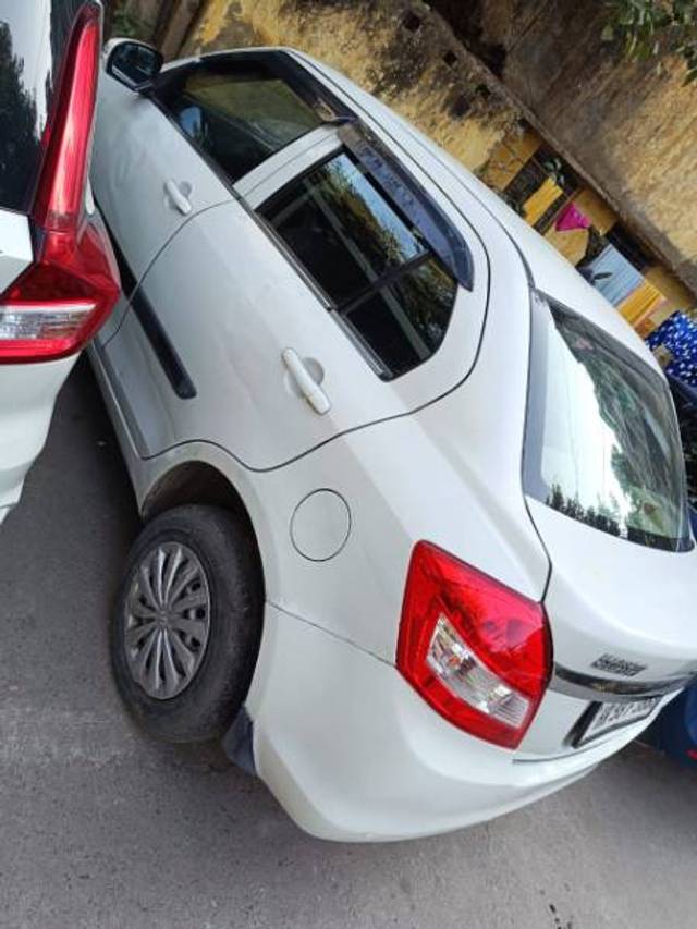 https://images10.gaadi.com/usedgaadi-sellcar/UsedCar/g5f37f77a/d265eb29-a8f3-409c-be6e-dc2f1a61c4f9.jpg?imwidth=6402