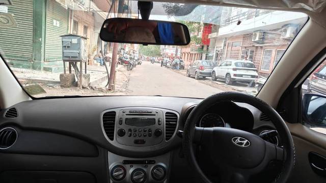 https://images10.gaadi.com/usedgaadi-sellcar/UsedCar/g5f6b3bfa/a1e8e531-23f5-4992-9d32-5656172125f4.jpeg?imwidth=6402