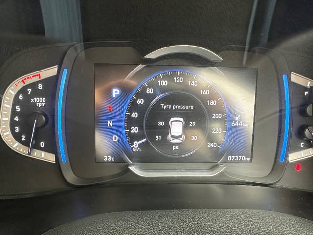 https://images10.gaadi.com/usedgaadi-sellcar/UsedCar/g5f77aeaa/19b39c3c-7281-4564-a939-854449653e20.jpeg?imwidth=6402