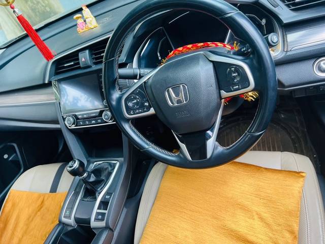 https://images10.gaadi.com/usedgaadi-sellcar/UsedCar/g5f9fac6a/893d87e4-7987-4e92-aa2e-aca84f11623a.jpeg?imwidth=6402