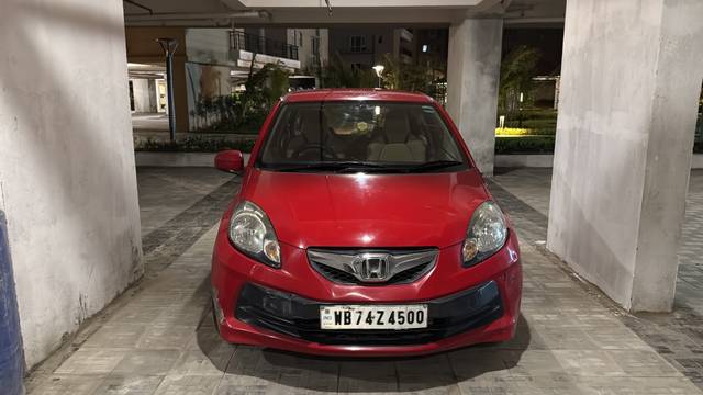 https://images10.gaadi.com/usedgaadi-sellcar/UsedCar/g5fbb77da/0b8dba67-c6c6-4b71-96ff-7915af558054.jpeg?imwidth=6400