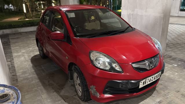 https://images10.gaadi.com/usedgaadi-sellcar/UsedCar/g5fbb77da/a01a2890-77ee-48d2-b0bb-e9125c279b75.jpeg?imwidth=6402
