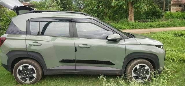 https://images10.gaadi.com/usedgaadi-sellcar/UsedCar/g5fd70caa/d29462f2-b7d7-40c8-88a1-f31259b31bde.jpg?imwidth=6400