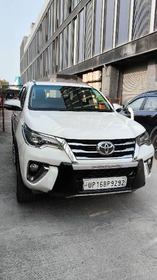 Used Toyota Fortuner 2.8 2WD AT BSIV