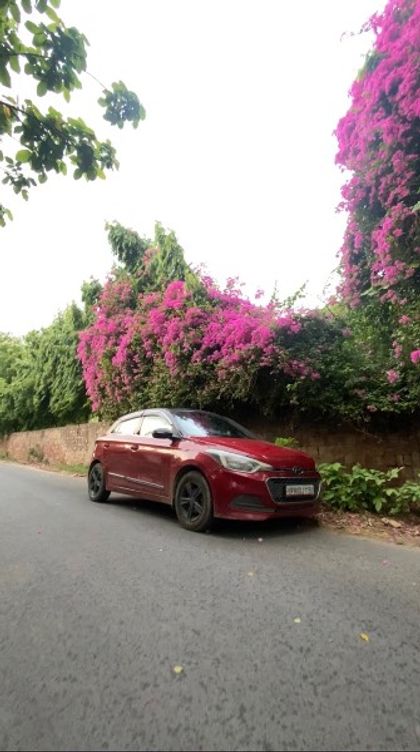 35 Used Hyundai i20 in Mainpuri