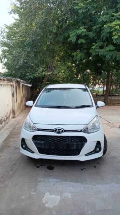 109 Used Hyundai Grand i10 in Dungarpur