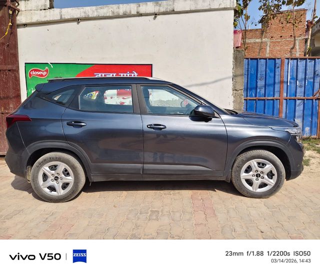 Second-hand 2022 Kia Seltos HTK Diesel for sale in Mau