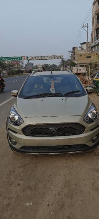 Used Titanium Petrol BSIV