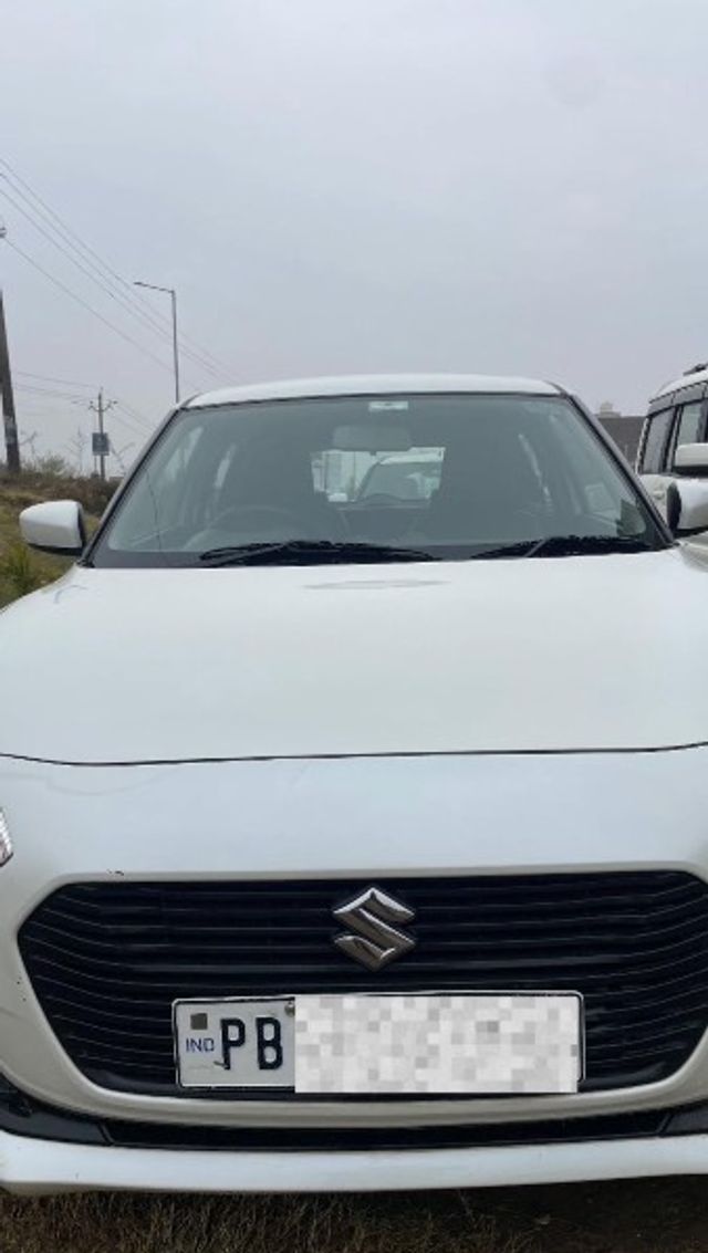 Second-hand 2020 Maruti Suzuki Swift AMT VXI for sale in Kharar