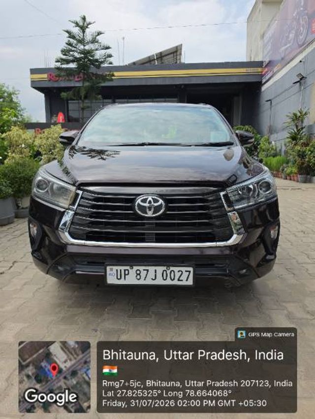Second-hand 2017 Toyota Innova Crysta 2.4 VX MT 8S BSIV for sale in Kasganj