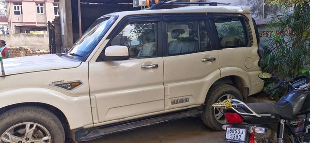 Mahindra Scorpio 1.99 S10 Second-hand 2016 Mahindra Scorpio 1.99 S10 for sale in Patna