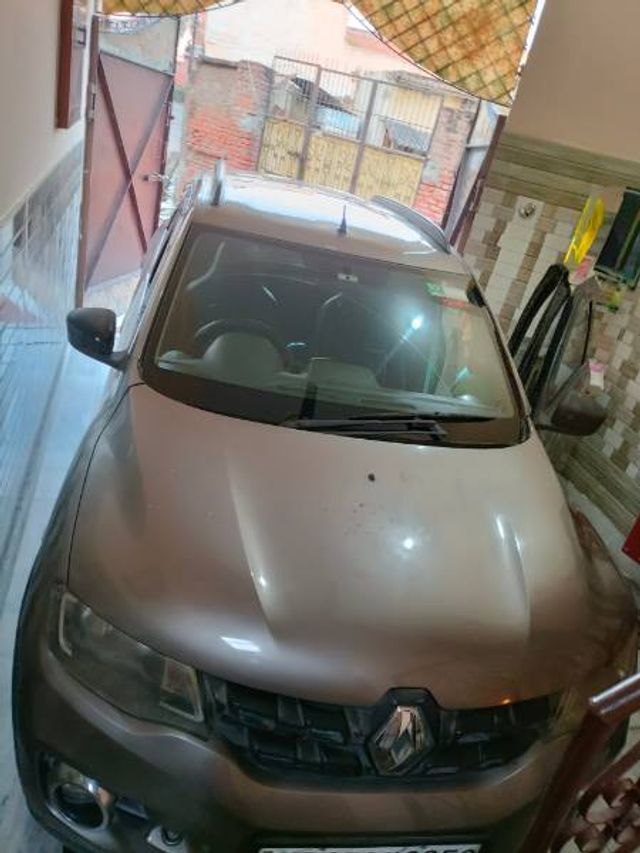 Second-hand 2016 Renault KWID 1.0 RXT Optional AT 2016-2019 for sale in Meerut