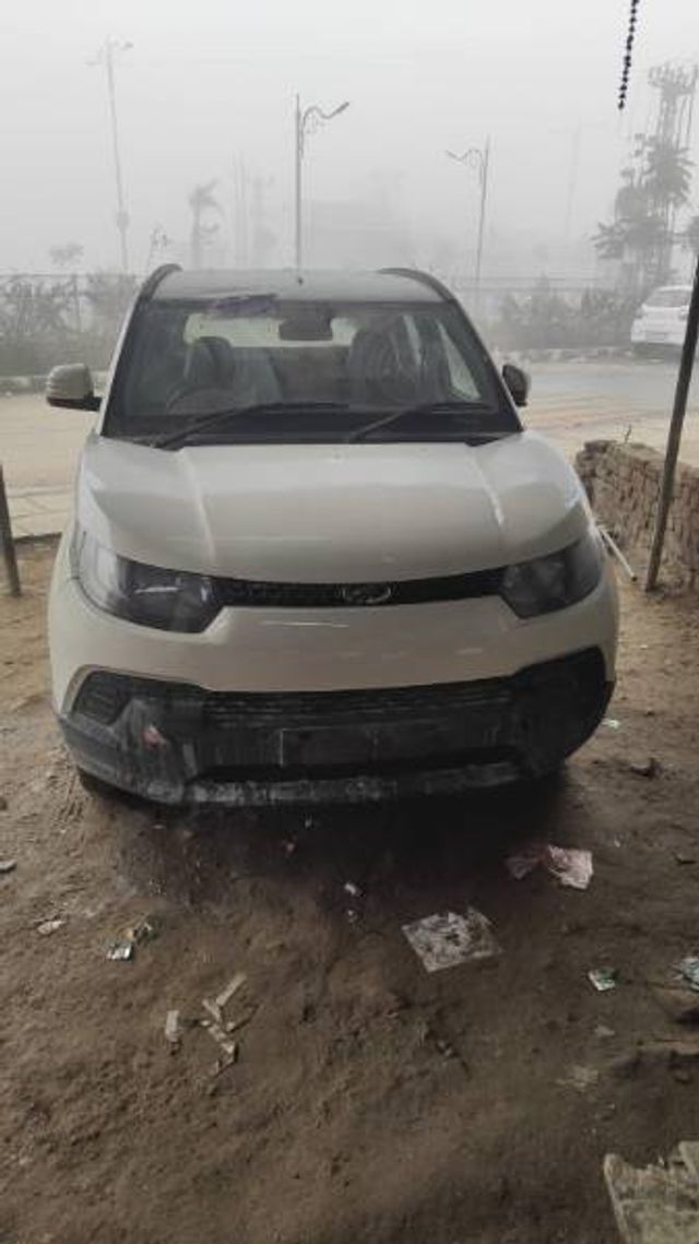 Mahindra KUV 100 mFALCON D75 K4 Second-hand 2017 Mahindra KUV 100 mFALCON D75 K4 for sale in Alwar