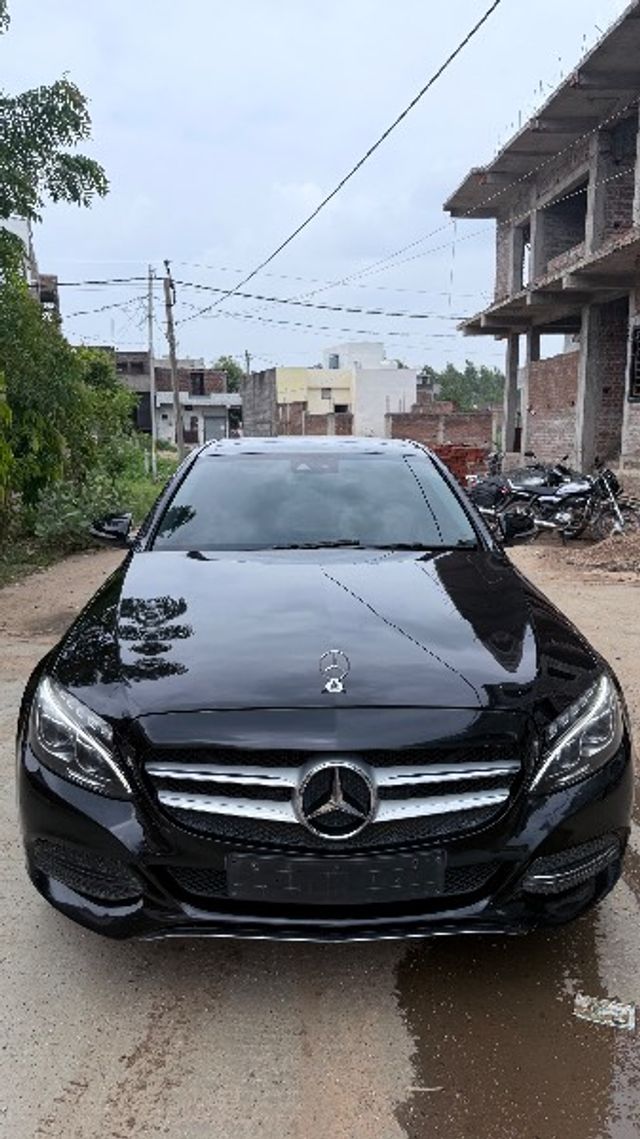 Mercedes-Benz C-Class C 220 CDI Style Second-hand 2015 Mercedes-Benz C-Class C 220 CDI Style for sale in Godhra