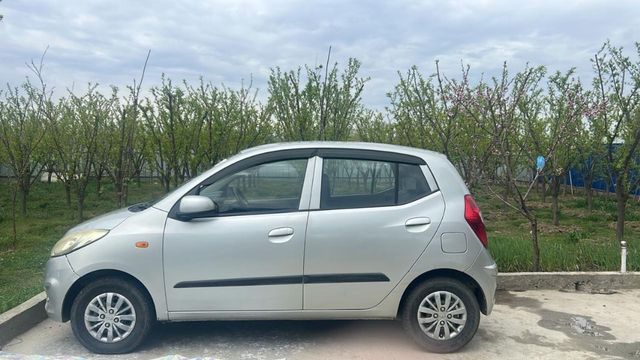Hyundai i10 Sportz 1.1L Second-hand 2016 Hyundai i10 Sportz 1.1L for sale in Anantnag
