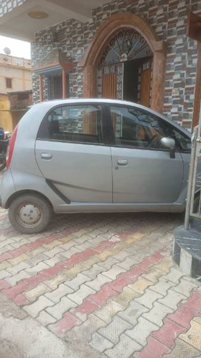 Tata Nano LX Second-hand 2013 Tata Nano LX for sale in Begusarai